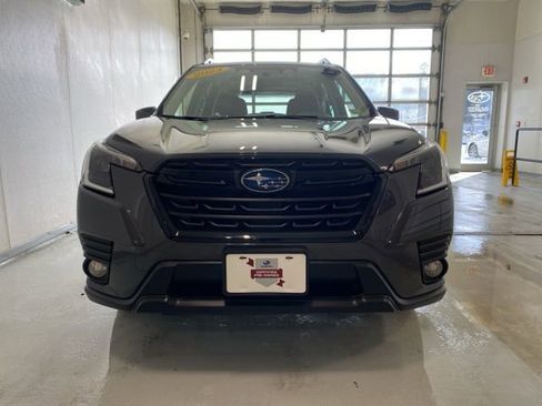 Certified 2023 Subaru Forester Premium image 4