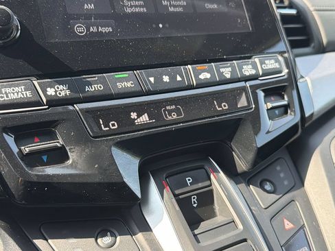 Used 2023 Honda Odyssey EX-L image 17