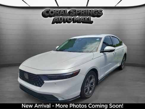 Used 2023 Honda Accord EX-L image 4