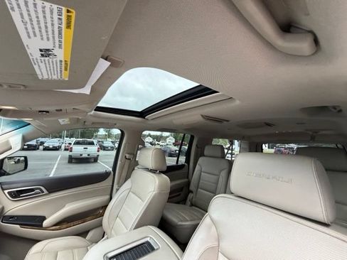 Used 2017 GMC Yukon XL Denali w/ Open Road Package AWD/4WD image 24