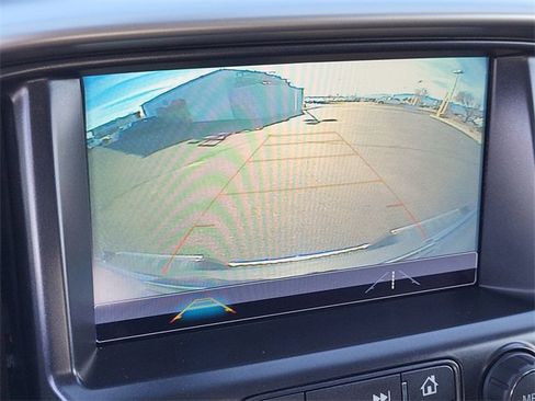 Used 2018 Chevrolet Colorado LT w/ LT Convenience Package image 12