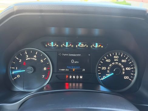Used 2018 Ford F150 XLT w/ Equipment Group 302A Luxury AWD/4WD image 9