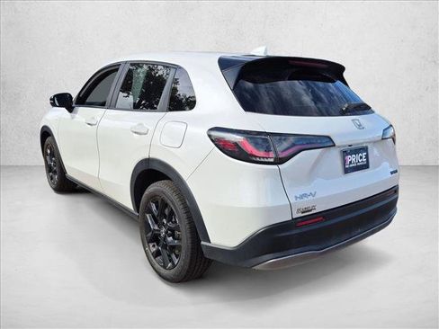 Used 2024 Honda HR-V Sport image 7
