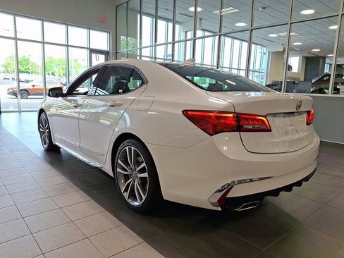 Used 2020 Acura TLX V6 w/ Technology Package FWD image 4