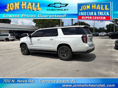 Used 2021 Chevrolet Suburban Z71 AWD/4WD image 6