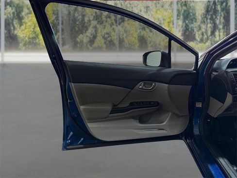 Used 2015 Honda Civic LX image 17