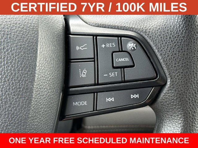 Used 2024 Toyota Sienna LE AWD/4WD image 23