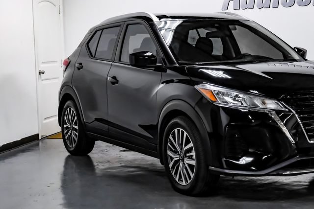 Used 2024 Nissan Kicks SV FWD image 5