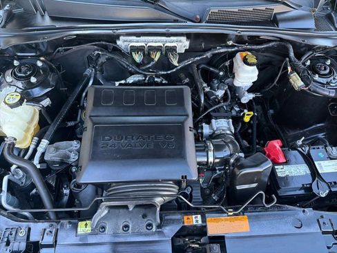 Used 2010 Ford Escape Limited image 24