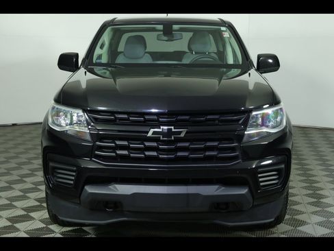 Used 2021 Chevrolet Colorado W/T w/ Custom Special Edition image 13