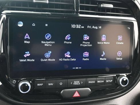 Used 2024 Kia Soul S FWD image 21
