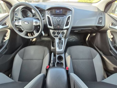 Used 2014 Ford Focus SE FWD image 15