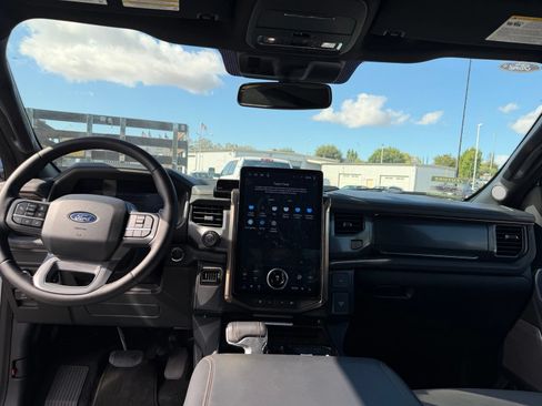 Used 2025 Ford F150 Lightning Lariat AWD/4WD image 11