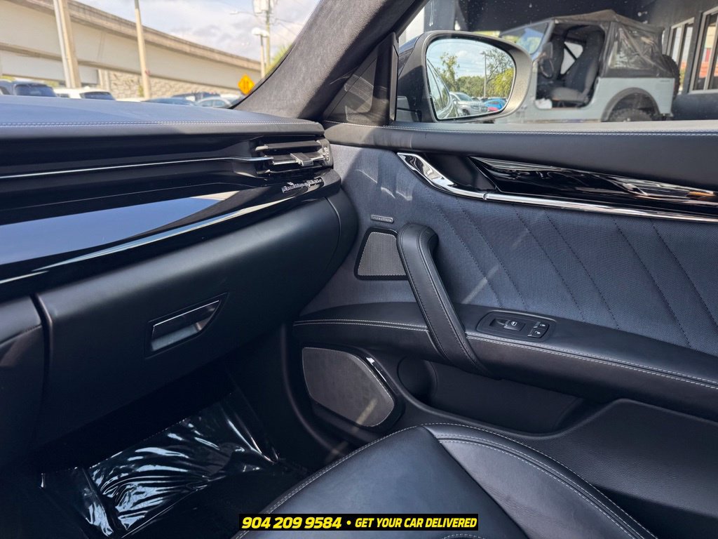 Used 2019 Maserati Quattroporte S GranLusso Q4 AWD/4WD image 22