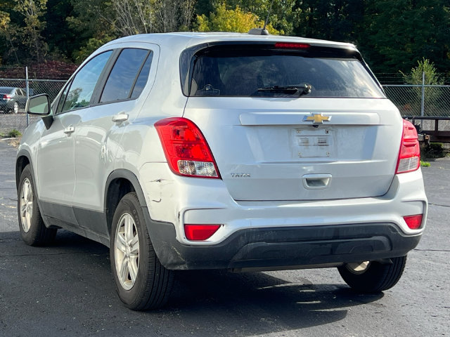 Used 2019 Chevrolet Trax LS w/ Tint and Cruise Package FWD image 11