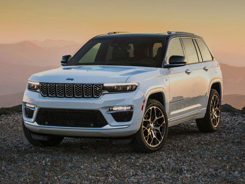 New 2023 Jeep Grand Cherokee Trailhawk w/ Advanced Protech Group II AWD/4WD image 1