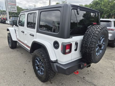 New 2026 Jeep Wrangler Unlimited Sport w/ Dual Top Group AWD/4WD image 4