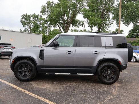 Used 2022 Land Rover Defender 110 AWD/4WD image 5