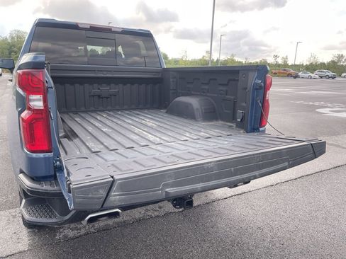 Used 2024 Chevrolet Silverado 1500 LT Trail Boss w/ Convenience Package II AWD/4WD image 6