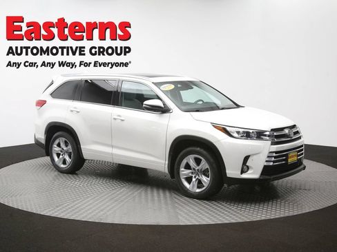 Used 2017 Toyota Highlander Limited Platinum AWD/4WD image 54