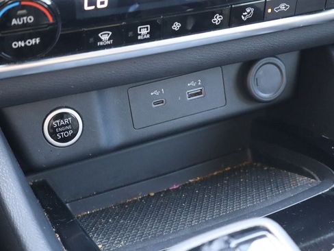 Used 2023 Nissan Rogue SV FWD image 24