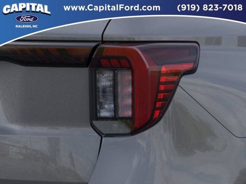 New 2026 Ford Explorer Active RWD image 21