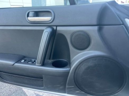 Used 2013 MAZDA MX-5 Miata Club RWD image 6