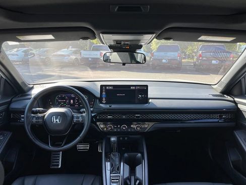 Certified 2025 Honda Accord Sport image 10