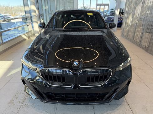 New 2026 BMW 530i xDrive xDrive w/ M Sport Package image 2