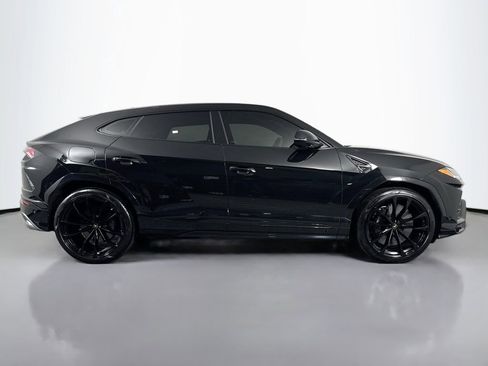 Used 2020 Lamborghini Urus image 4