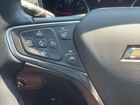 Used 2024 Chevrolet Equinox LT FWD image 24