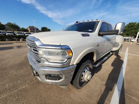 Used 2020 RAM 3500 Laramie AWD/4WD image 3