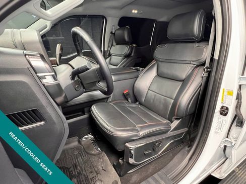 Used 2024 Ford F350 Lariat w/ Lariat Ultimate Package image 3