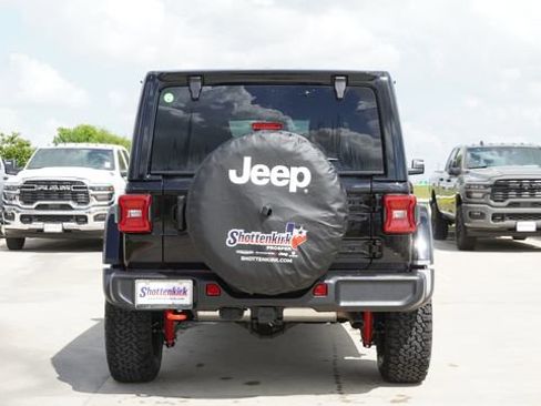 New 2026 Jeep Wrangler Unlimited Rubicon AWD/4WD image 8