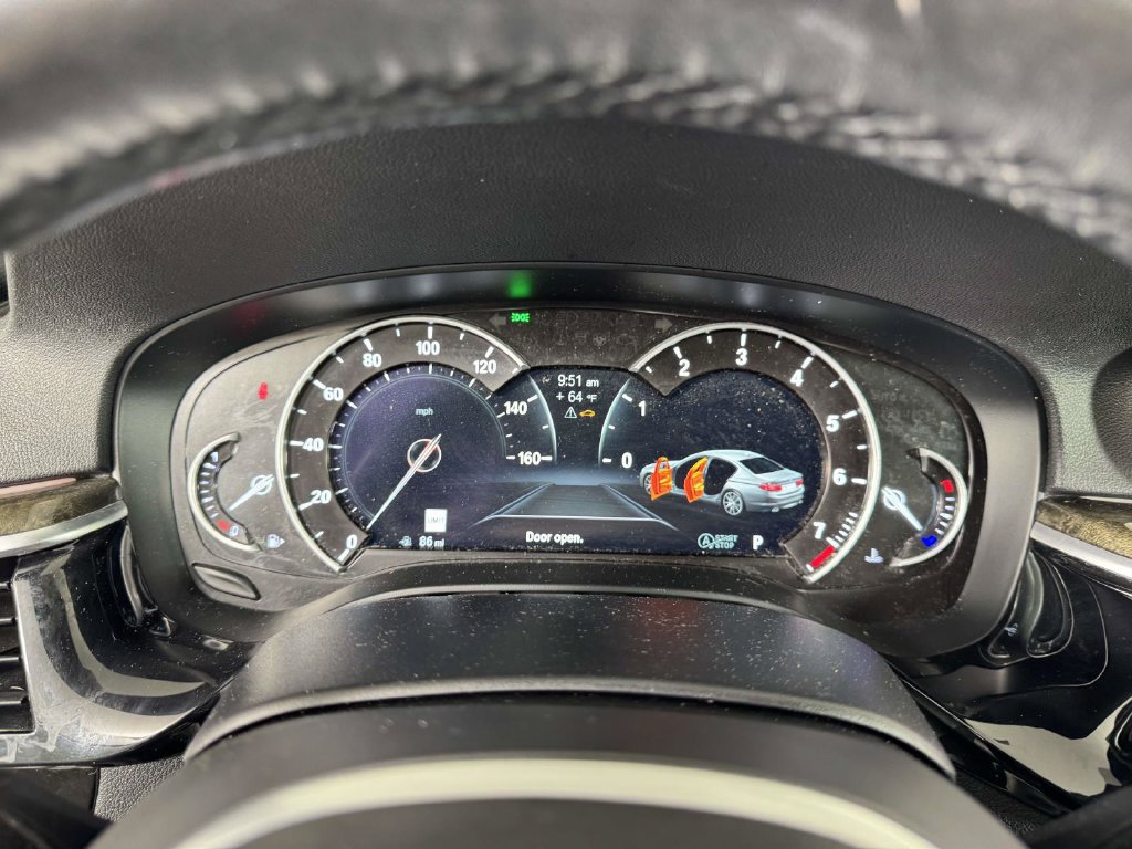 Used 2019 BMW 530i xDrive AWD/4WD image 3