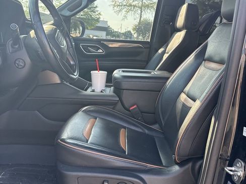 Used 2021 GMC Yukon AT4 w/ Rear Media and Nav Package AWD/4WD image 6