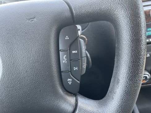 Used 2015 Chevrolet Impala LT w/ LT Sunroof Package FWD image 15