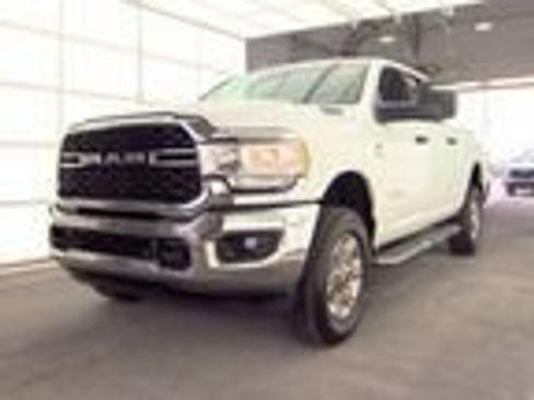 Used 2024 RAM 2500 Big Horn w/ Off Road Package AWD/4WD image 1