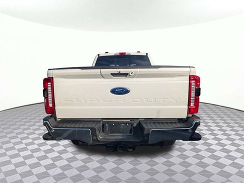 Used 2024 Ford F250 Lariat w/ Chrome Package image 4