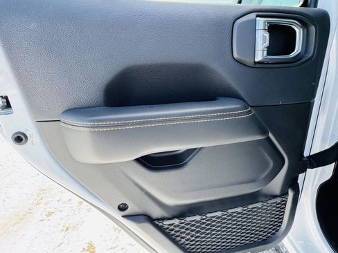 Used 2024 Jeep Wrangler Sahara w/ Safety Group image 24