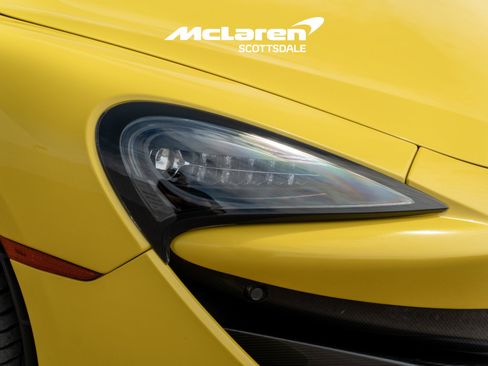 Used 2019 McLaren 600LT image 11