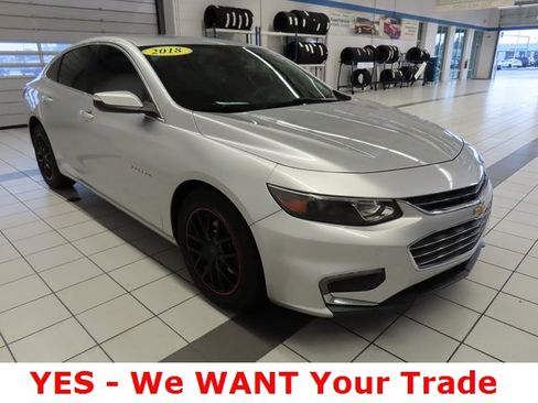 Used 2018 Chevrolet Malibu LT image 18