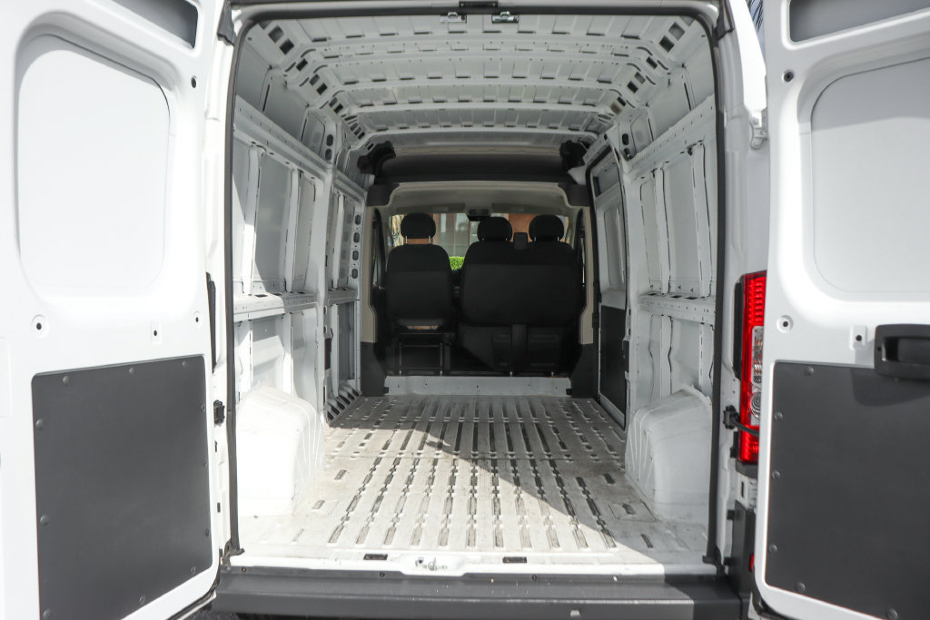 Used 2018 RAM ProMaster 2500 FWD image 8