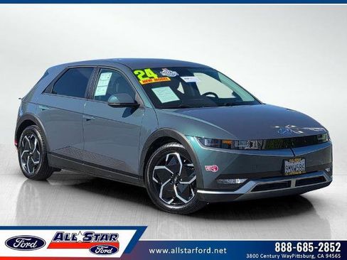 Used 2024 Hyundai Ioniq 5 SE image 1