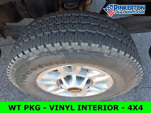 Used 2025 Chevrolet Silverado 2500 W/T w/ WT Convenience Package image 11