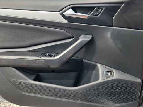 Used 2025 Volkswagen Jetta S image 22