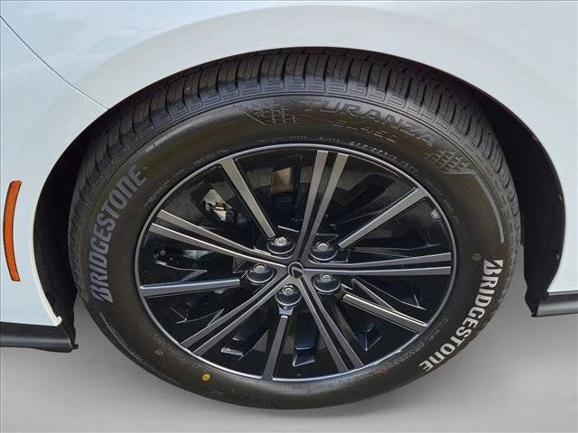 New 2026 Lexus ES 500e AWD/4WD image 9