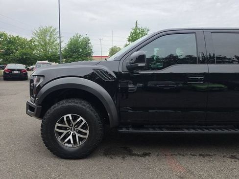 Used 2018 Ford F150 Raptor w/ Equipment Group 802A Luxury AWD/4WD image 28