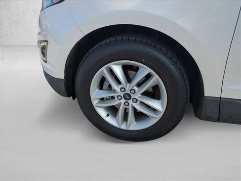 Used 2018 Ford Edge SEL w/ Equipment Group 201A FWD image 24