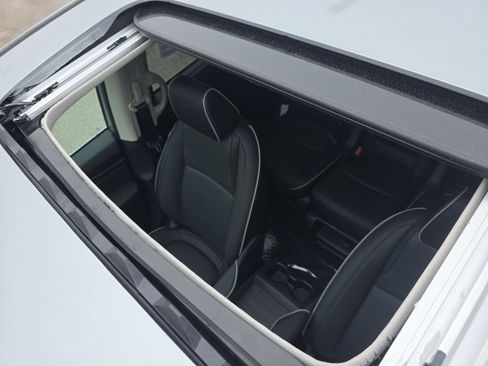 New 2026 Honda Odyssey Touring image 4